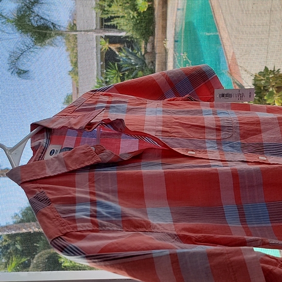 Old Navy s/s button down shirts - Picture 10 of 16